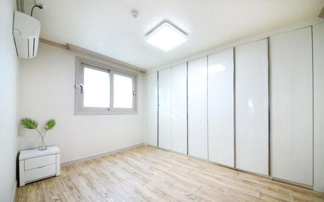 Gyeongju Oceanville Pension