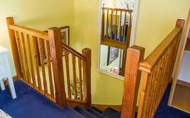 Sunshine Annex-double Bed,ensuite, Lounge, Kitchen