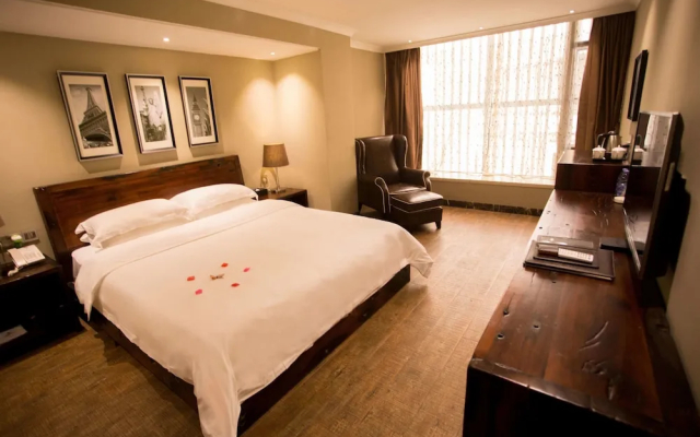 Century Boutique Hotel