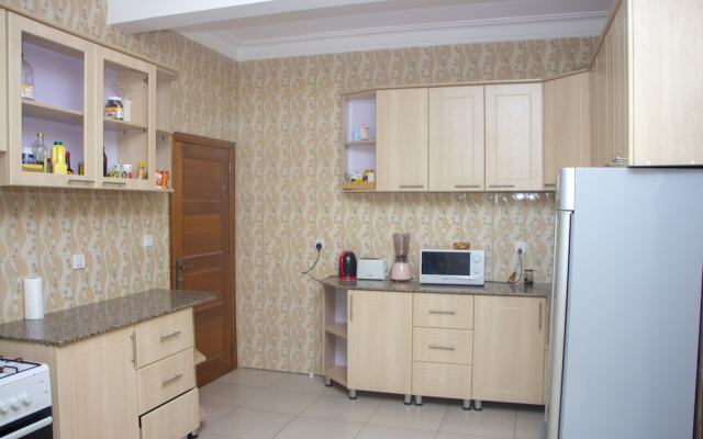 "room in House - Spacious Private Room @ Myplace"