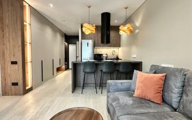 Влад апартаментс  на ул. Махалина д. 10