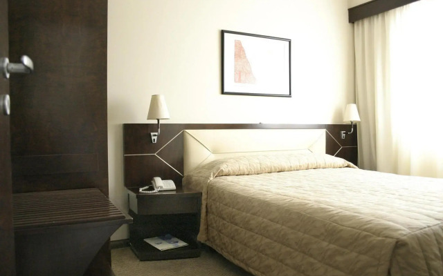 Tsue The Palace Flat