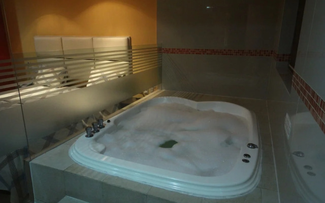 Motel Suites Xiu