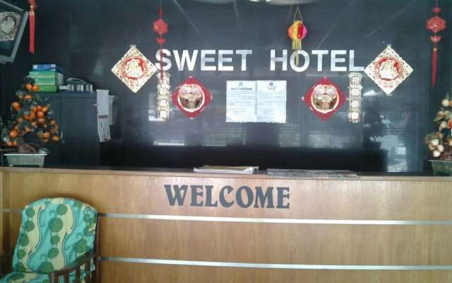Sweet Hotel