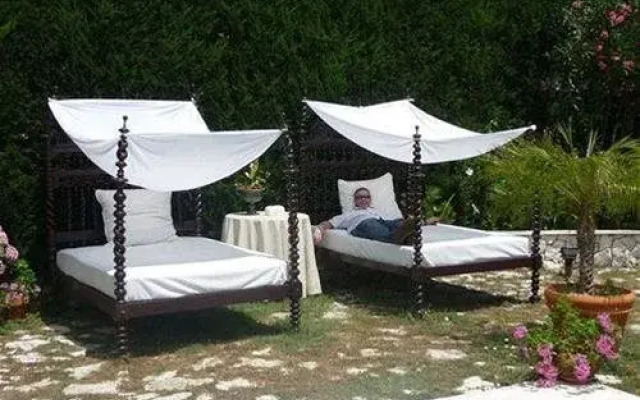 Casa Alta Royal Lodge - Guest House