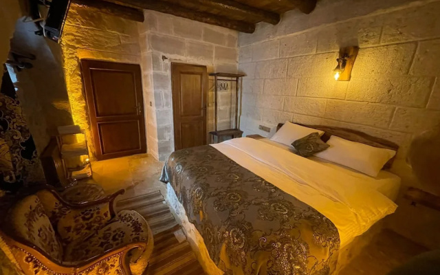 Lubberona Cave Cappadocia