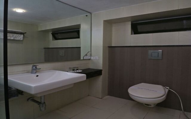 Capital O 1382 Mohan Hotel