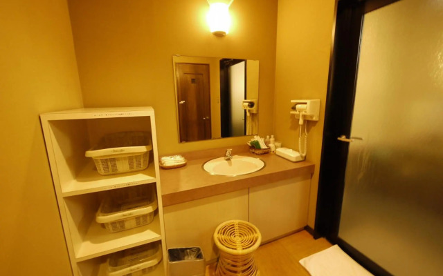 Hotel Route-Inn Court Uenohara