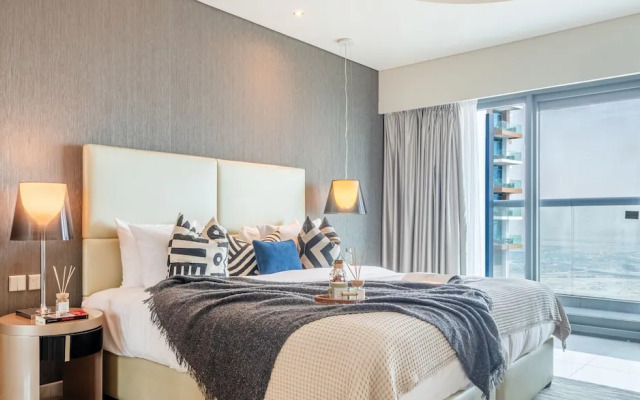 2BR Apt at Paramount with Stunning Views