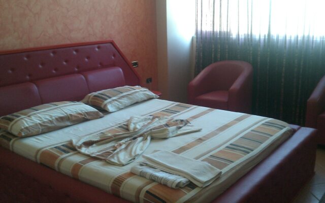 Dashamir Hotel
