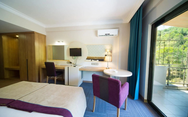 Spilos Hotel