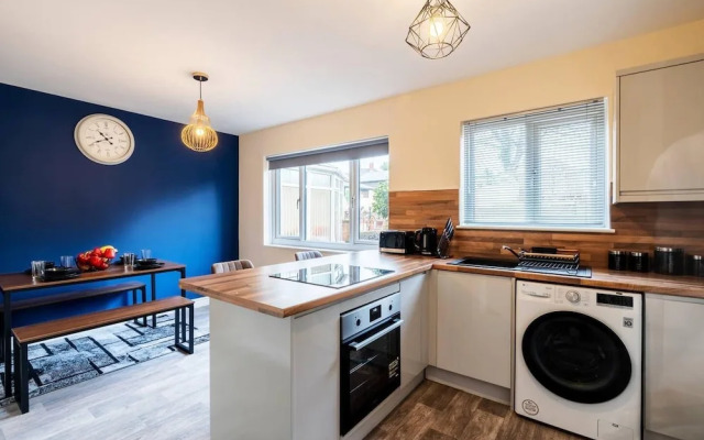 Impeccable Luxury 2-bed House in Sheffield