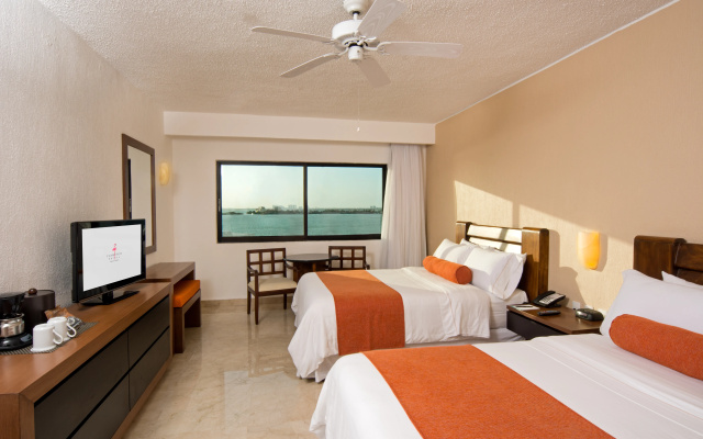 Flamingo Cancun - All Inclusive