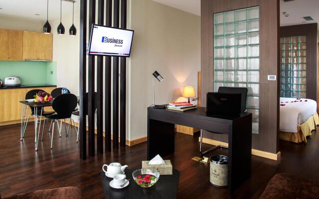 Parkside Sunline Hotel