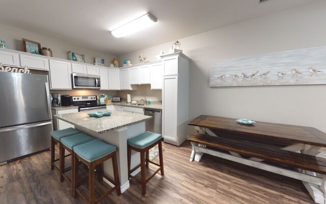 The Chic 3 Bedroom Townhouse