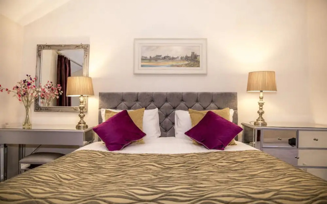Royal Goat Hotel