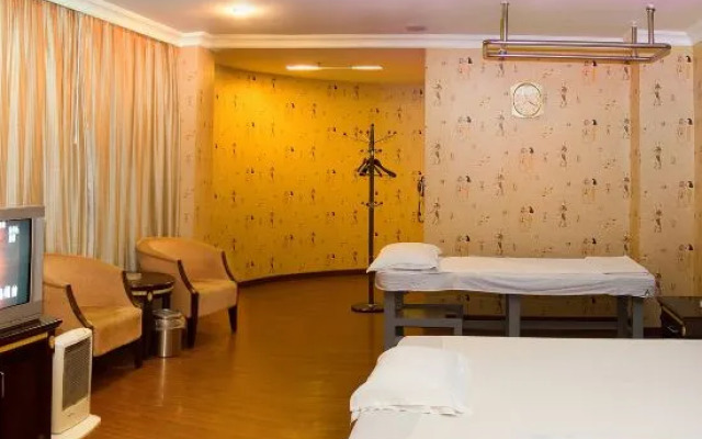 Jin Yuan Holiday Hotel