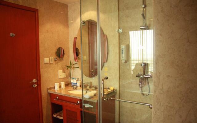Runyang Huanlong Hotel