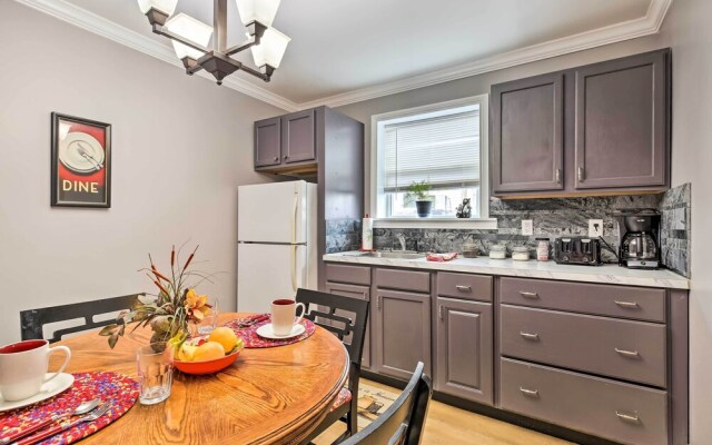 Modern Studio Apartment in Central Williamstown!