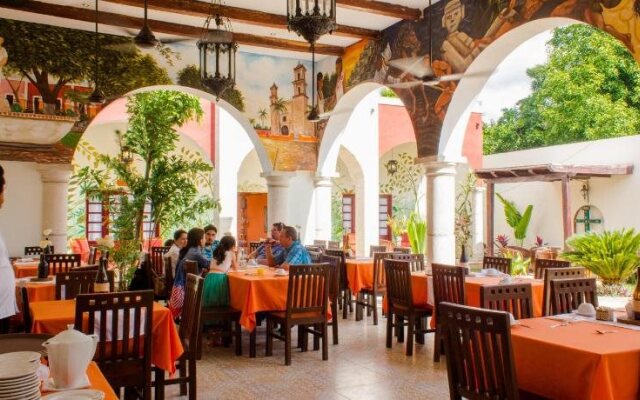 Real Las Haciendas Hotel Boutique & Restaurant