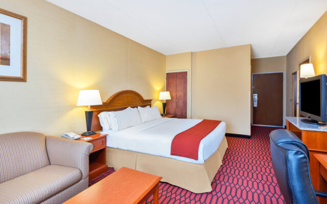 Comfort Inn Lancaster - Rockvale Outlets