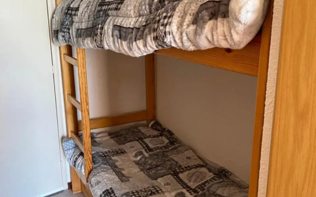 Les Mousquetons - Inh 31855