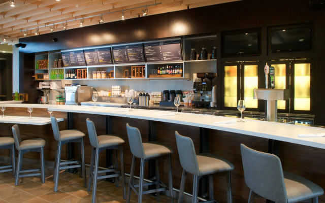 Courtyard by Marriott Seattle Everett Downtown