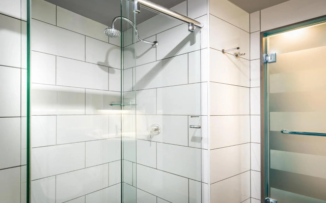 Essence Hotel Carlton