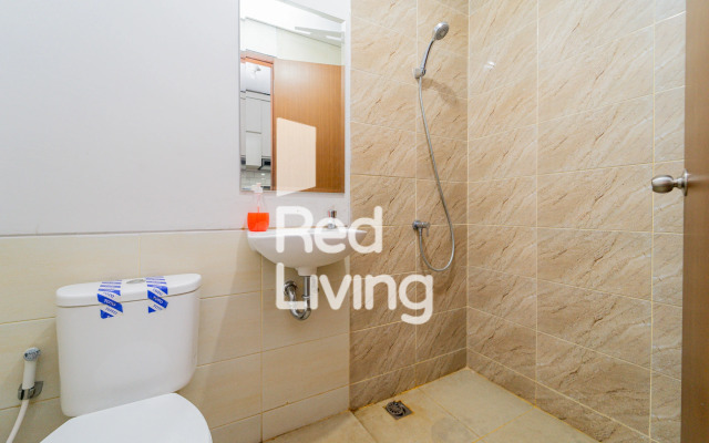RedLiving Apartemen Transpark Juanda - TPJ Rooms Tower Jade with Netflix