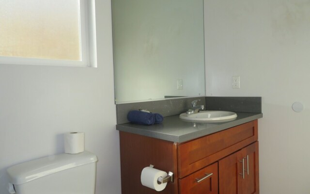 Fully Furnished Apartments near CSUN