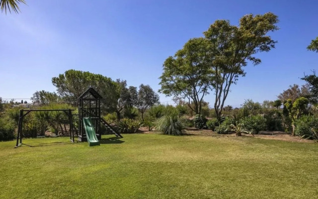 Quinta Da Brisa In Mexilhoeira Grande