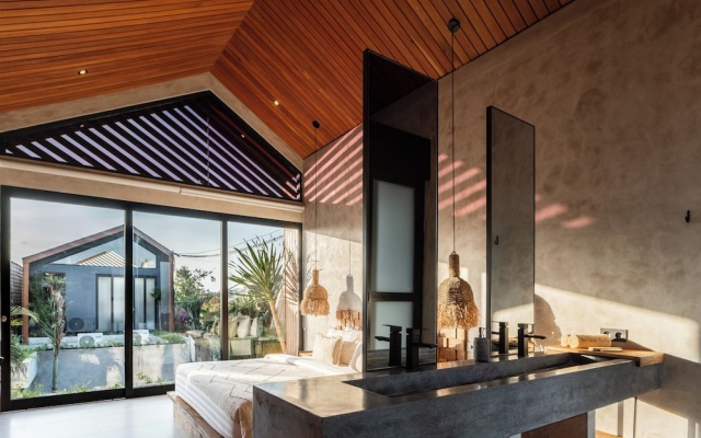 Blacksand Villas Canggu by Sandara – Guest Rooms – Canggu