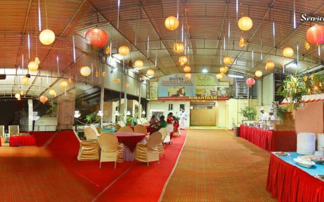 Hotel Tourist Plaza