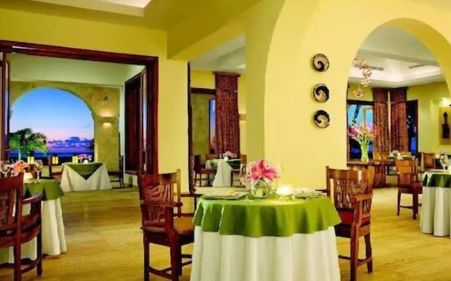 Golden Bear Lodge and Spa