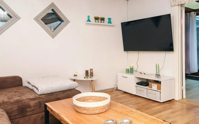 6 Person Holiday Home in Hemmet