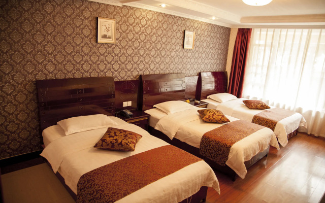 Mount Emei Happy Hotel