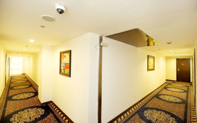 Capital O 4004 I-Square