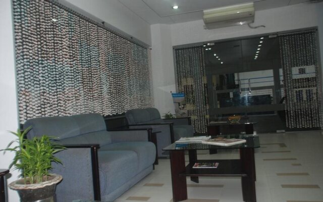 Allegro Holiday Suites