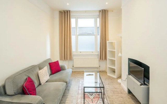 Central London 3-Bed Apartment near Oxford Street
