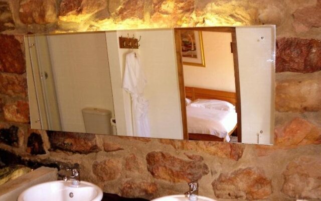 Old Mill Guest House & Restaurant