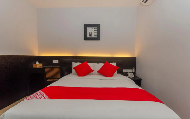 OYO 574 Rs Boutique Hotel