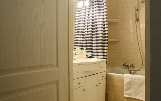 Old Town Folk Apartment