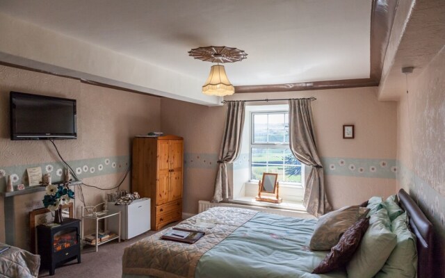 Newlands Hall B&B