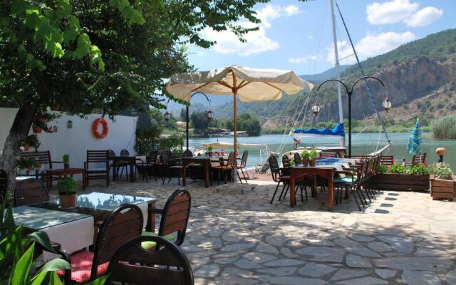 Myra Hotel