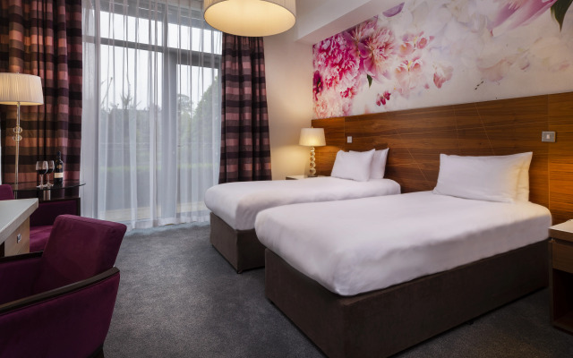 Moyvalley Hotel & Golf Resort