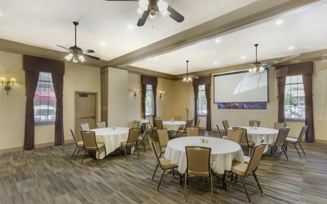 Best Western Plus High Country Inn