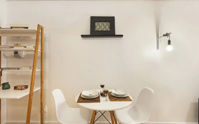 Fountain Suite 906