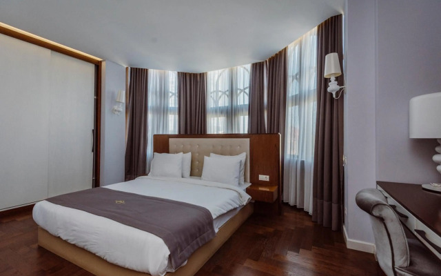Golden Palace Batumi Hotel & Casino