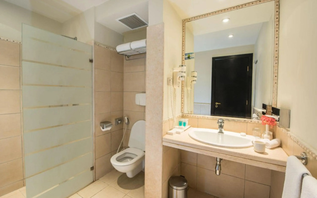SENTIDO Reef Oasis Aqua Park Resort