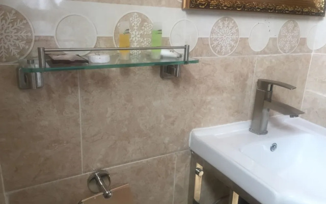Apelles Palace Guest House